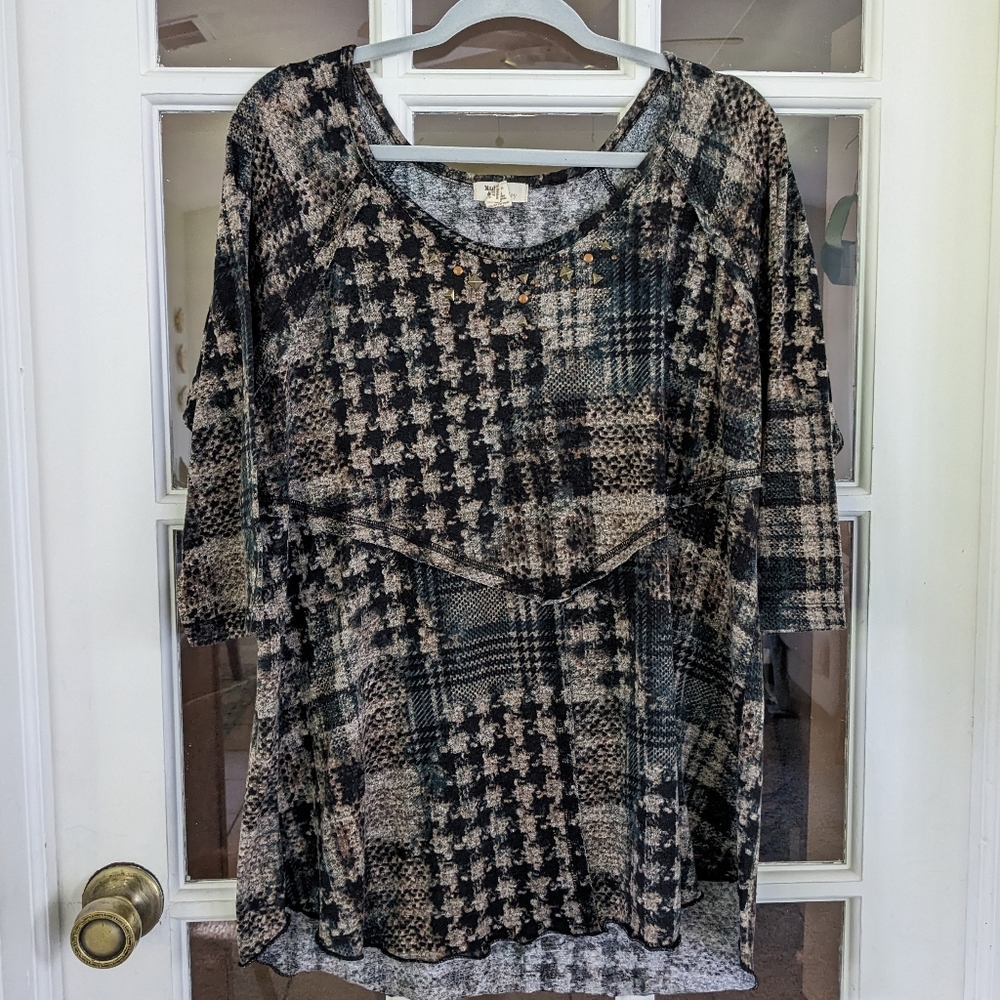 Women's 2X Plus Lightweight Sweater Printed Embellished Shirt Top